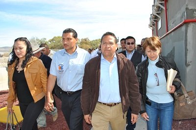 Juan Manuel Oliva Ramírez y  Enrique Arreola Mandujano pusieron en marcha la nueva planta tratadora de aguas residuales