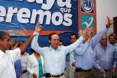 Presentan el PAN  y Nueva Alianza como su candidato a Ismael Pérez Ordaz