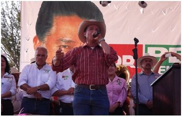 El candidato a la Presidencia de Salvatierra por el PRI, el Dr. Pepe Velazquez
