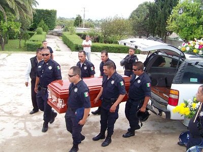 Personal operativo y coordinadores de las distintas áreas de la corporación acudieron al entierro.