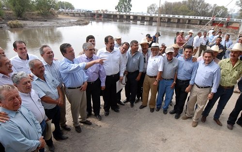 Apuesta Gobierno del Estado a la modernización del campo, ejemplo de ello es el incremento en un 43 por ciento al presupuesto 2013 para el desarrollo agropecuario de Guanajuato: Mandatario Estatal.