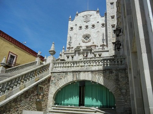 La Universidad de Guanajuato se posicionó entre las 100 mejores universidades de América Latina