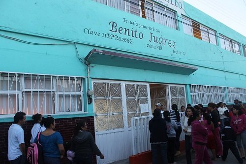 Faltan maestros y director en la Primaria Benito Juarez de cabecera municipal