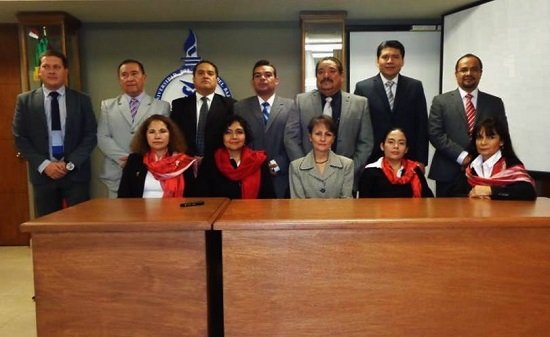 La primera generación de Doctores en Derecho de la Universidad del Centro del Bajío