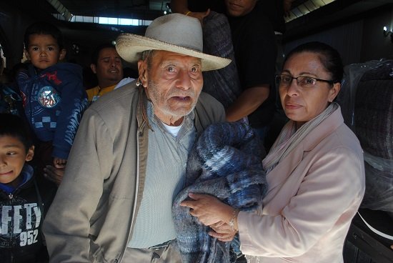 Con gran alegría los cientos de tarimorenses pertenecientes a las 36 comunidades recibieron y agradecieron por el apoyo otorgado, pues con ello tendrán una temporada invernal un poco más cálida.