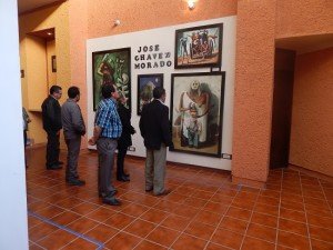 El alcalde municipal Ing. Rafael Ramírez Tirado en compañía de regidores del actual Ayuntamiento, funcionarios y público en general, inauguraron la exposición de la obra pictórica.