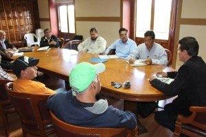 Cumpliendo con el compromiso de Impulso a la educación en Salvatierra, el presidente municipal José Herlindo Velázquez Fernández , anuncio una inversión de más de 13 millones de pesos para mejorar la infraestructura o cubrir necesidades que tengan 7 escuelas de diferentes niveles educativos de la ciudad