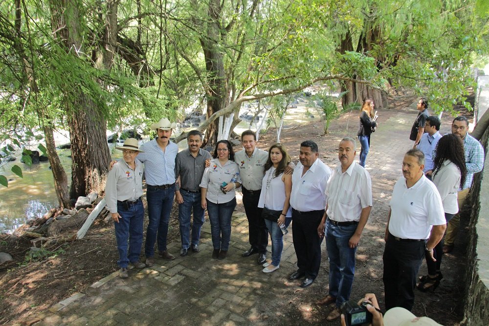 “Este proyecto permitirá brindar otro atractivo turístico al municipio respetando el cuidado al medio ambiente del lugar”