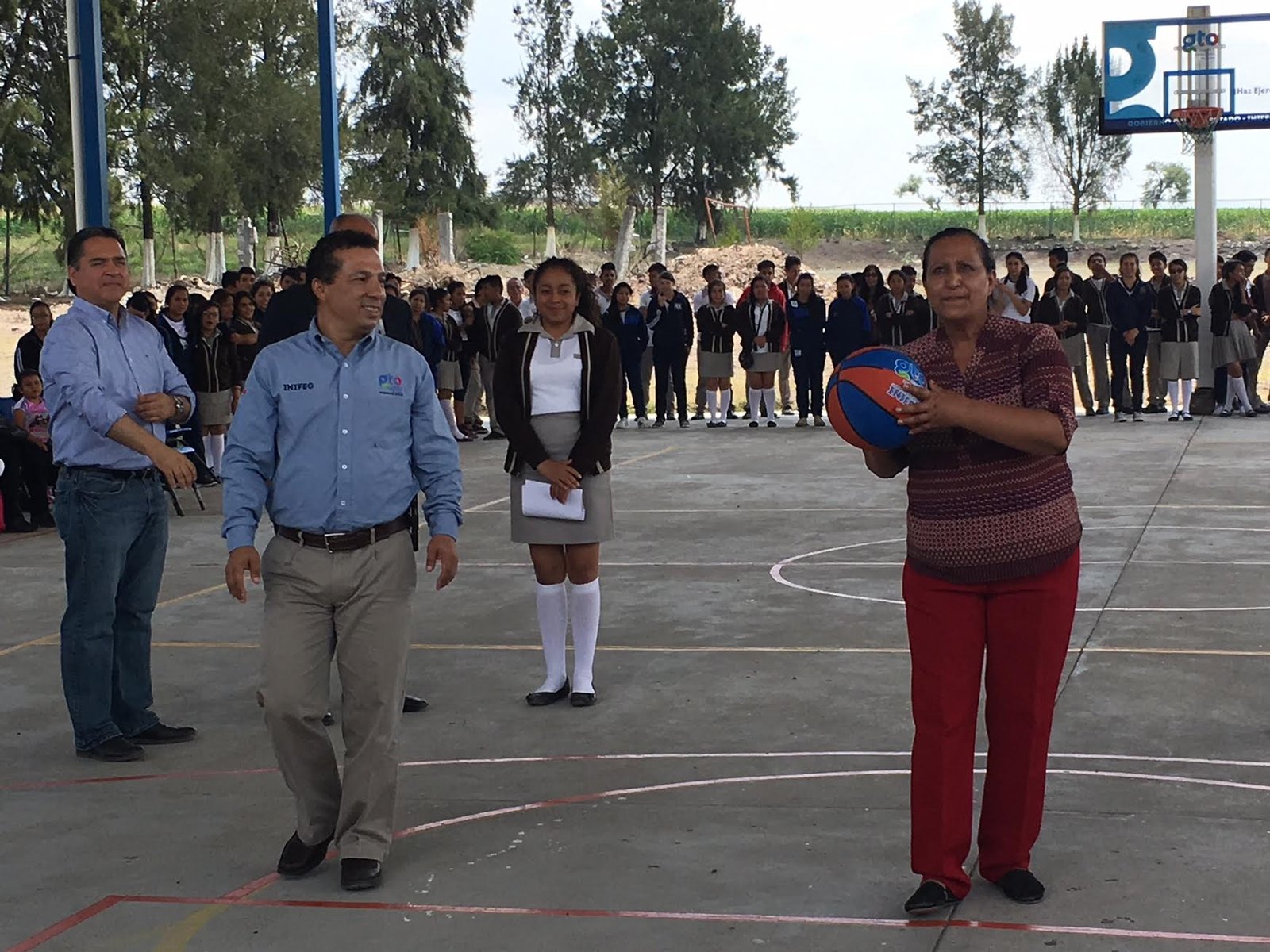 En próximas fechas el gobernador del Estado Miguel Márquez estará asistiendo a este municipio para entregar las nuevas instalaciones de la escuela primaria La Reforma,